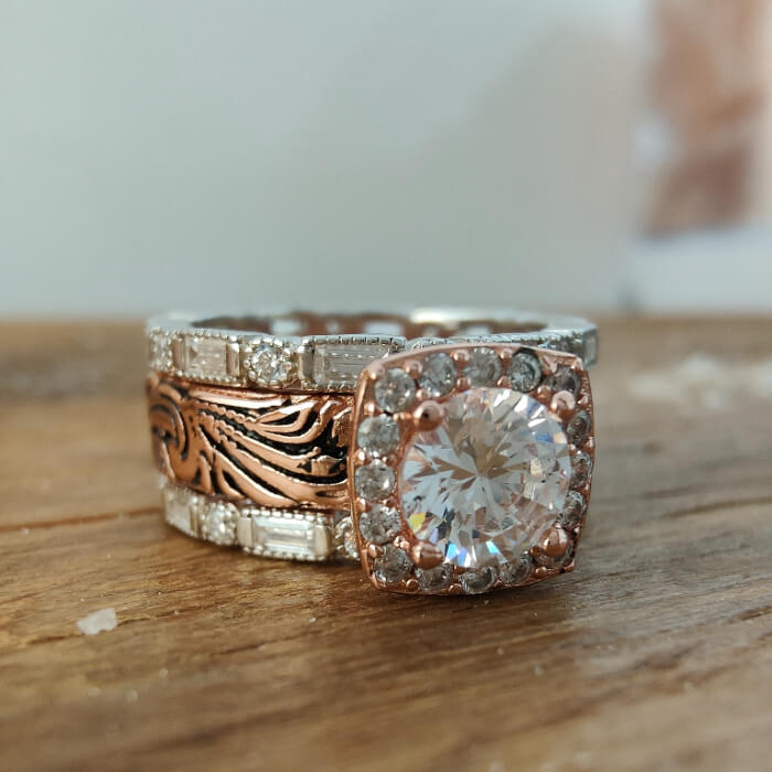 3pc vintage Western promise ring set with round moissanite and engraved bands