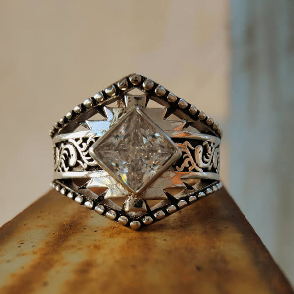 Western Symbol Princess Diamond Engraved Rustic Wedding Rings