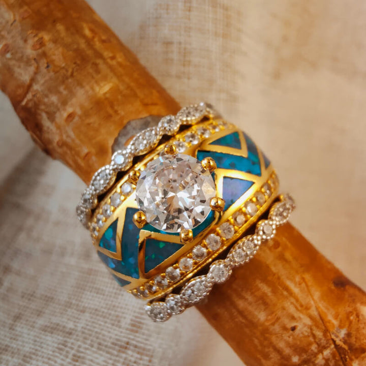 Vintage turquoise and diamond ring with floral accents