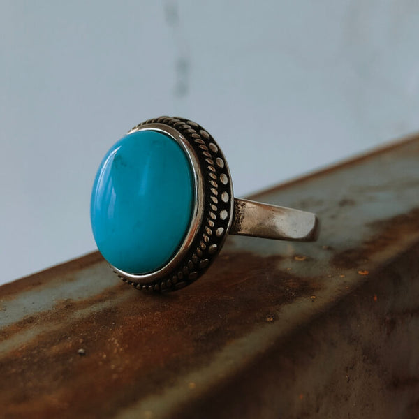 Women Simple Twist Symbol Oval Turquoise Rings