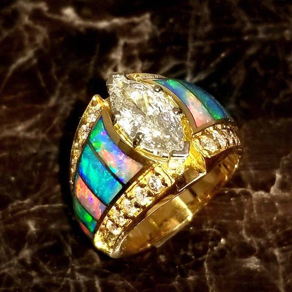 Luxury 18K Gold Opal Engagement Ring – Retro Turquoise