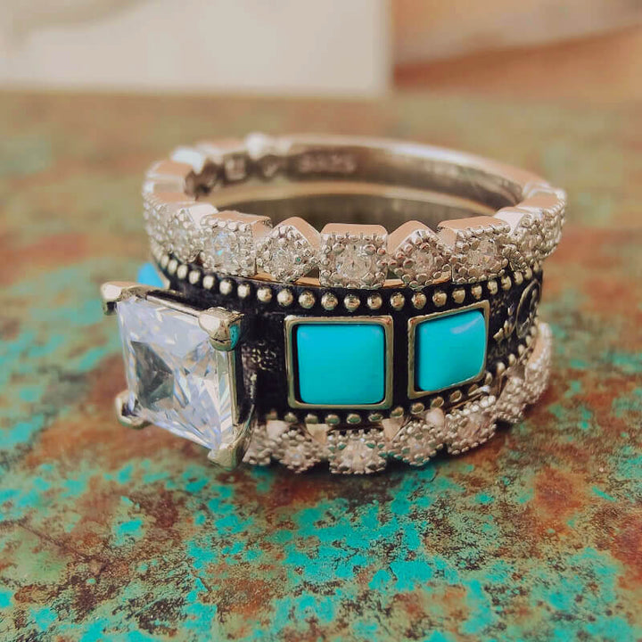 Vintage flower turquoise and zircon ring set in sterling silver